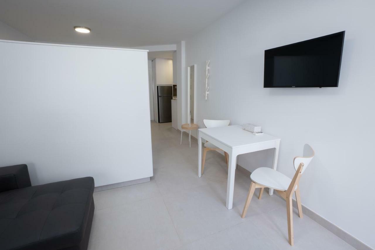 Apartamentos Mombasa 2 Planta Nerja Exterior photo